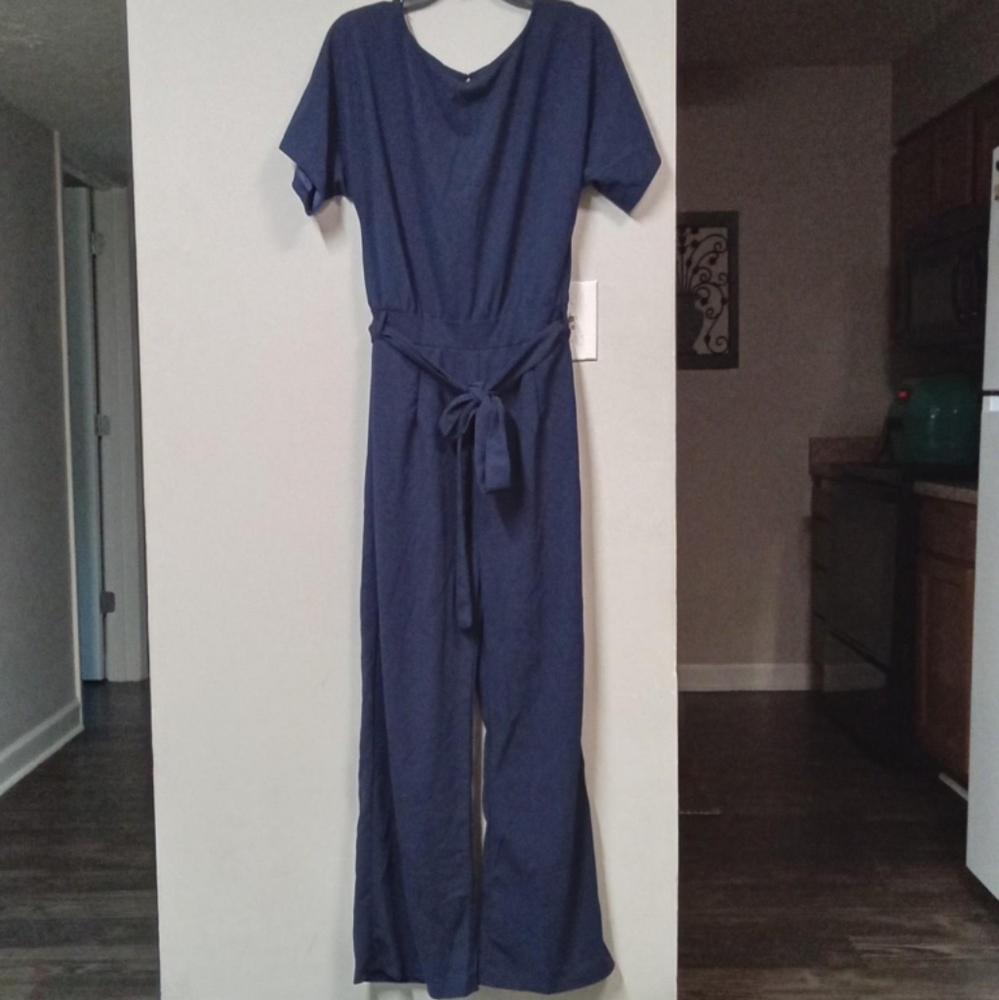 Elegant Short Sleeve Blue Pants Romper NWOT! Size Medium